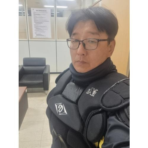 박우경