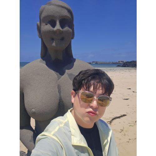 정동욱